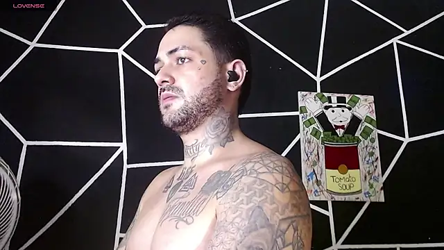 nicolastorres99 online show from October 2025 12:53:02 AM