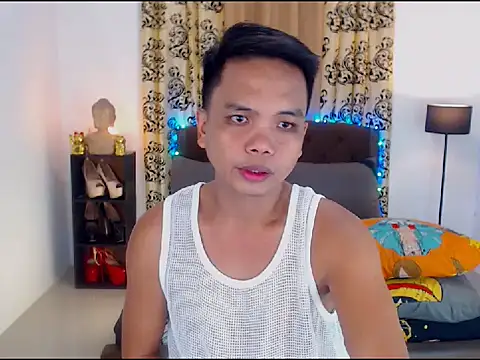 XExtraServiceManX online show from September 2025 03:33:01 AM