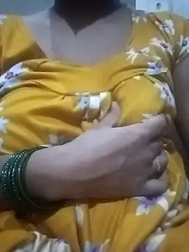 baddy8008 online show from September 2025 05:33:02 PM
