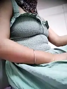 baddy8008 online show from June 2026 05:14:01 PM