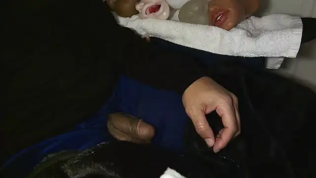 GRiZZLYBONE online show from February 2026 07:08:01 AM