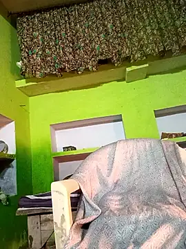 ZIVAA online show from November 2025 07:03:01 PM