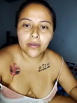 Snapshot of yelezia chatting on October 2025 04:25:01 AM yelezia online show from October 2025 04:25:01 AM