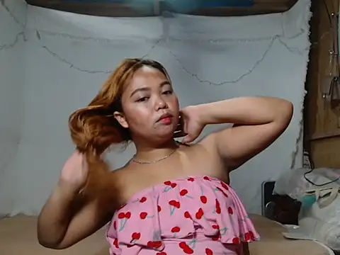 Snapshot of Hajaima chatting on December 2025 04:46:02 AM Hajaima online show from December 2025 04:46:02 AM