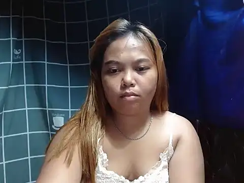 Snapshot of Hajaima chatting on December 2025 11:49:02 AM Hajaima online show from December 2025 11:49:02 AM