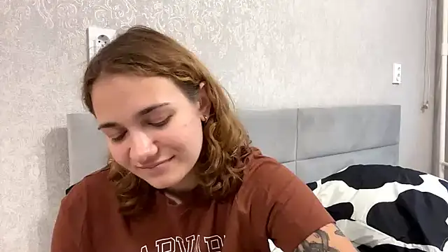 SunPunnyGirl online show from September 2025 05:12:01 AM