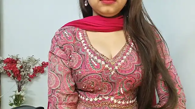 Snapshot of ruby100 chatting on January 2026 03:59:01 PM ruby100 online show from January 2026 03:59:01 PM