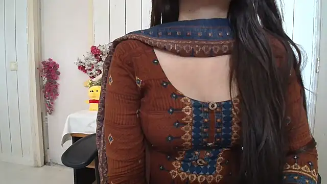 Snapshot of ruby100 chatting on February 2026 05:19:02 AM ruby100 online show from February 2026 05:19:02 AM