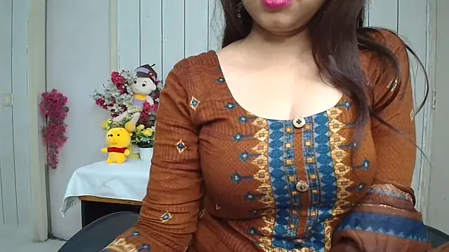 Snapshot of ruby100 chatting on February 2026 01:57:02 PM ruby100 online show from February 2026 01:57:02 PM