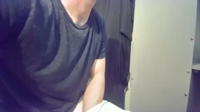 Robbin Bnks online show from October 2025 09:01:01 PM