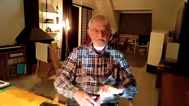 ewaldwillems99 online show from November 2025 07:58:01 PM