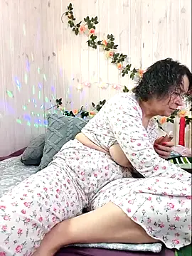 Snapshot of LitisiaLove4551 chatting on February 2026 07:49:02 AM LitisiaLove4551 online show from February 2026 07:49:02 AM