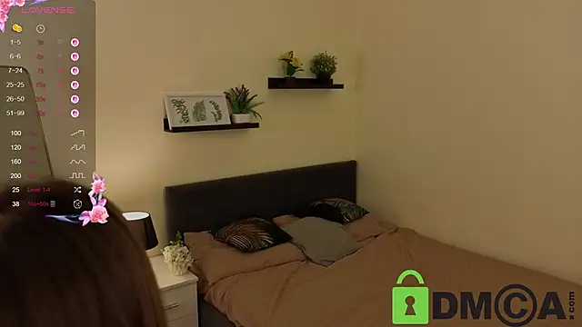 Bonnie Nunez online show from October 2025 07:13:02 PM