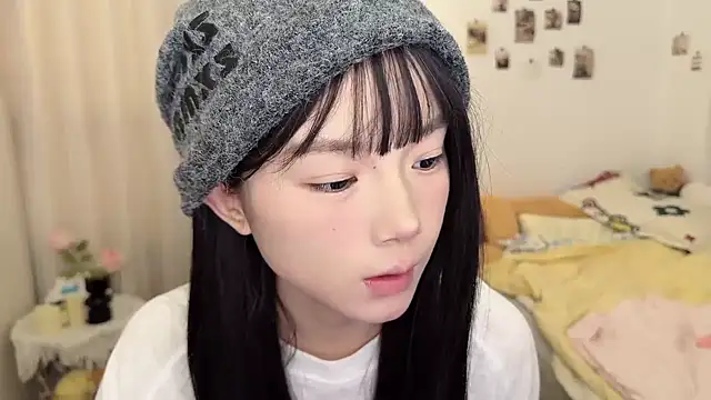 Momo-xx online show from January 2026 12:38:01 AM