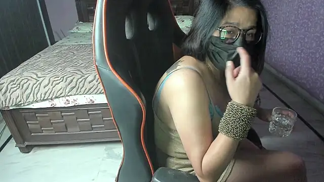 ShylaGill online show from October 2025 11:09:01 AM