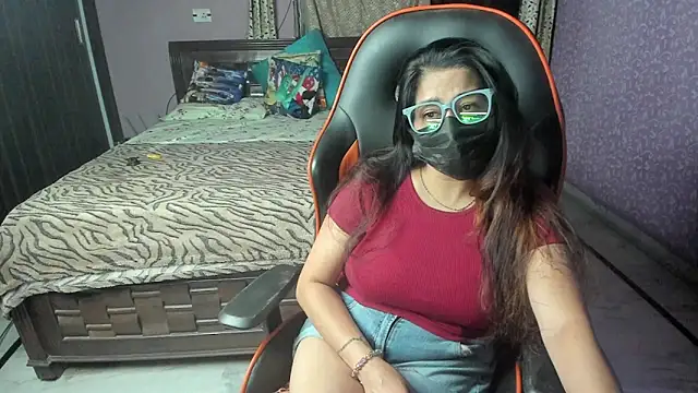 Snapshot of ShylaGill chatting on October 2025 05:57:02 PM ShylaGill online show from October 2025 05:57:02 PM