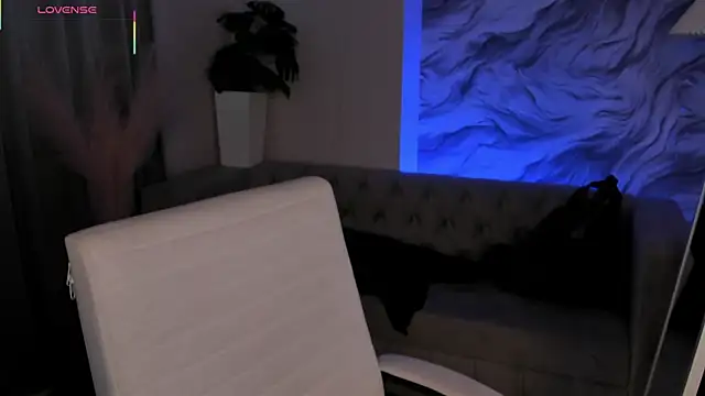 Aria Mila online show from March 2026 03:05:01 AM