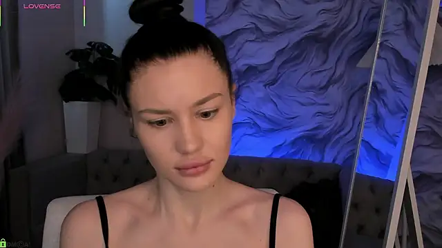 Aria Mila online show from March 2026 03:06:01 AM