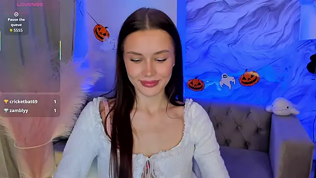 Aria Mila online show from October 2025 11:20:01 AM