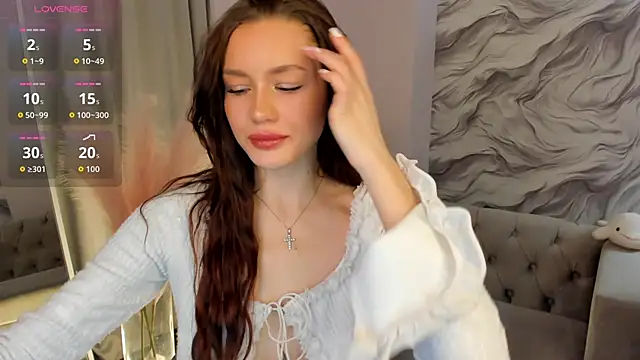 Aria Mila online show from December 2025 11:31:01 AM