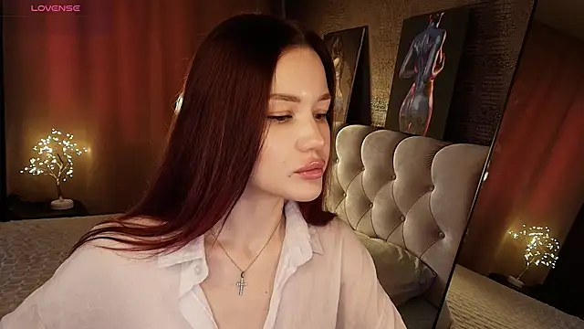 Snapshot of Aria_Mila chatting on June 2026 07:14:02 AM Aria Mila online show from June 2026 07:14:02 AM