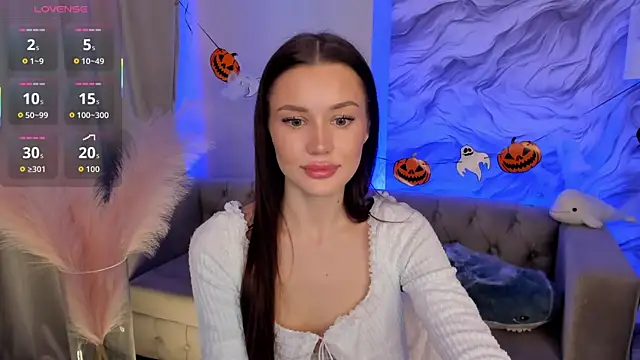 Aria Mila online show from October 2025 11:20:01 AM