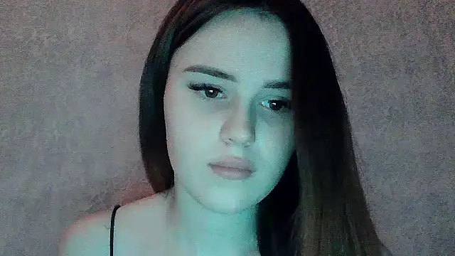 SweetLoraa online show from March 2026 05:53:02 PM