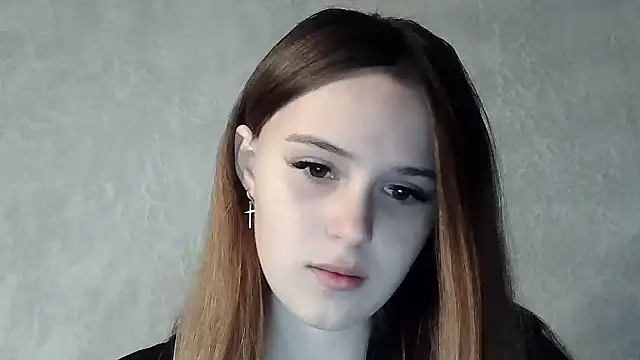 SweetLoraa online show from October 2025 05:58:01 PM