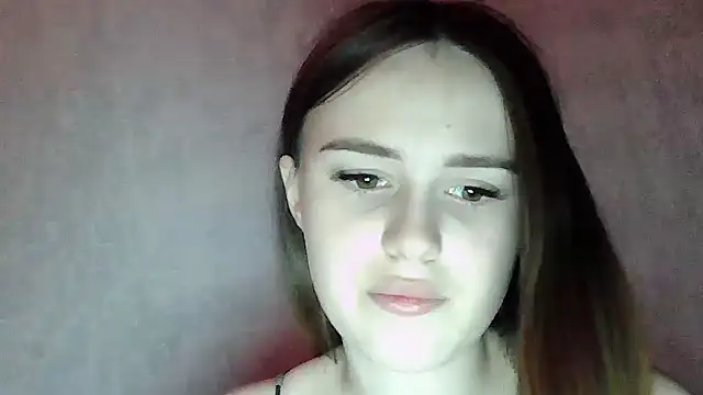 SweetLoraa online show from February 2026 04:39:01 PM