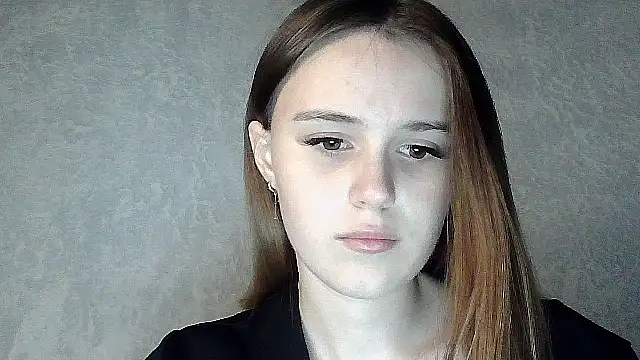 SweetLoraa online show from October 2025 03:13:02 PM