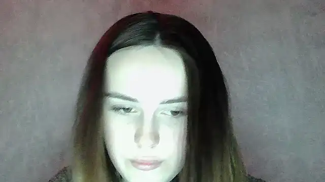 SweetLoraa online show from April 2026 08:05:02 PM