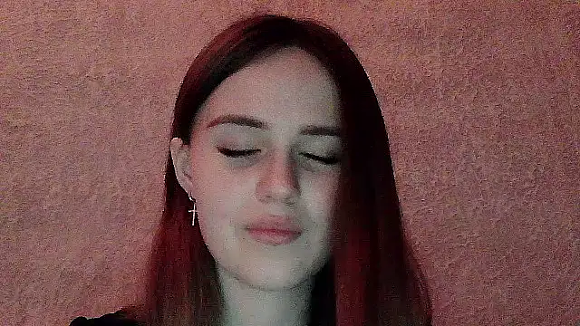 SweetLoraa online show from December 2025 04:31:01 PM