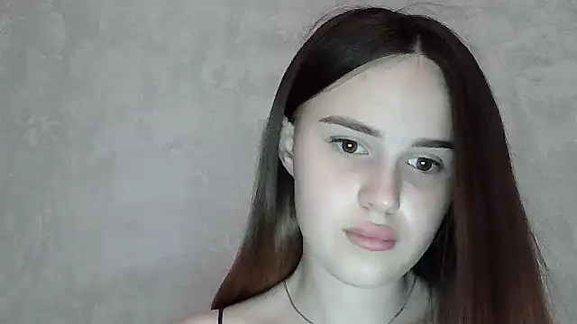 Snapshot of SweetLoraa chatting on June 2026 01:00:02 PM SweetLoraa online show from June 2026 01:00:02 PM