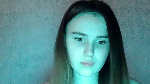 SweetLoraa online show from March 2026 08:25:01 PM