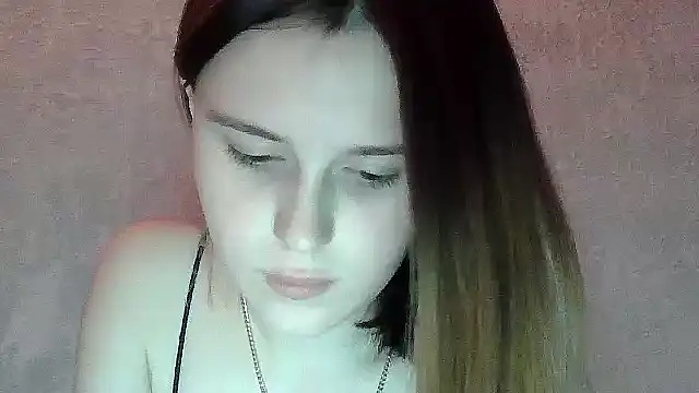 SweetLoraa online show from October 2025 01:04:02 AM