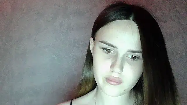 Snapshot of SweetLoraa chatting on June 2026 07:20:01 PM SweetLoraa online show from June 2026 07:20:01 PM