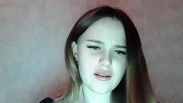 SweetLoraa online show from November 2025 07:47:01 PM