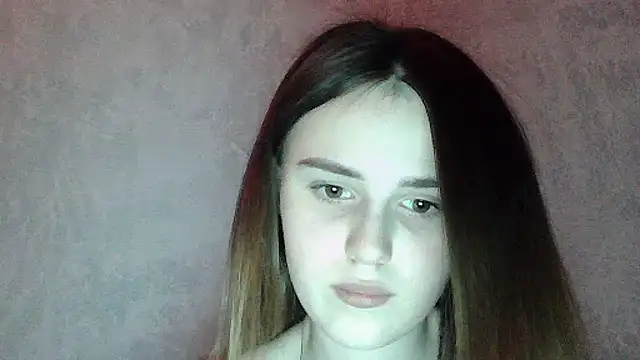 SweetLoraa online show from March 2026 10:05:01 PM