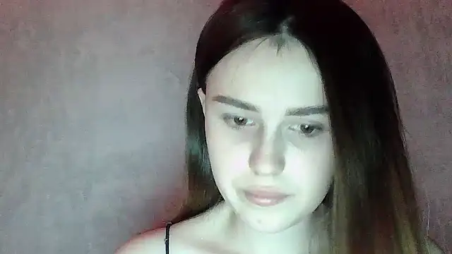 SweetLoraa online show from March 2026 05:59:01 PM