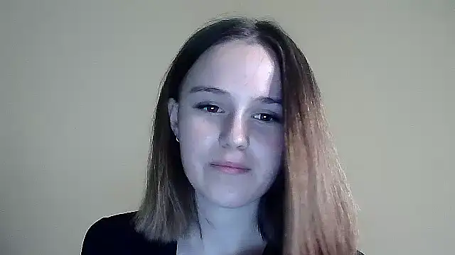 SweetLoraa online show from October 2025 03:24:01 PM