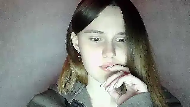 SweetLoraa online show from October 2025 02:44:02 AM