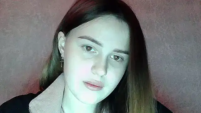 SweetLoraa online show from December 2025 08:04:02 PM