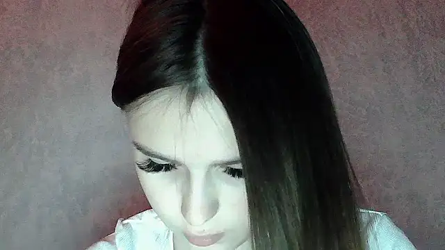 SweetLoraa online show from March 2026 04:51:02 PM