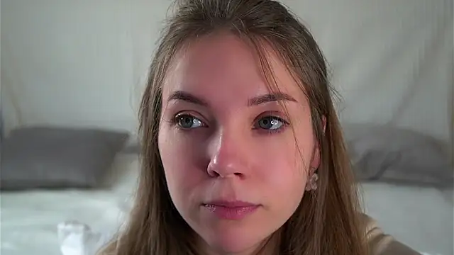 KarriBrownd online show from October 2025 01:06:02 AM