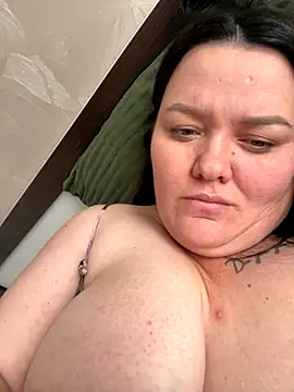 SunnyLeila2101 online show from October 2025 11:33:01 AM
