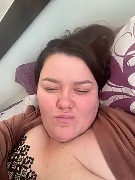 SunnyLeila2101 online show from November 2025 01:00:02 PM