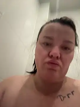 SunnyLeila2101 online show from May 2026 04:27:01 AM