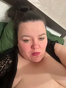 SunnyLeila2101 online show from October 2025 05:13:02 PM
