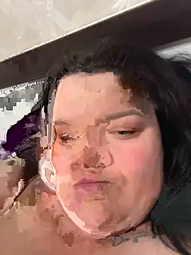 SunnyLeila2101 online show from February 2026 07:25:01 PM