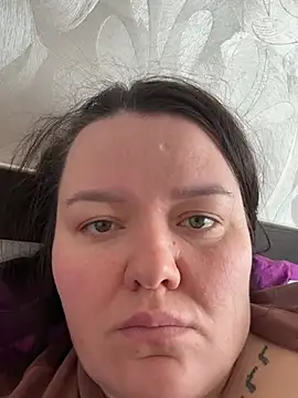 SunnyLeila2101 online show from April 2026 07:15:01 AM